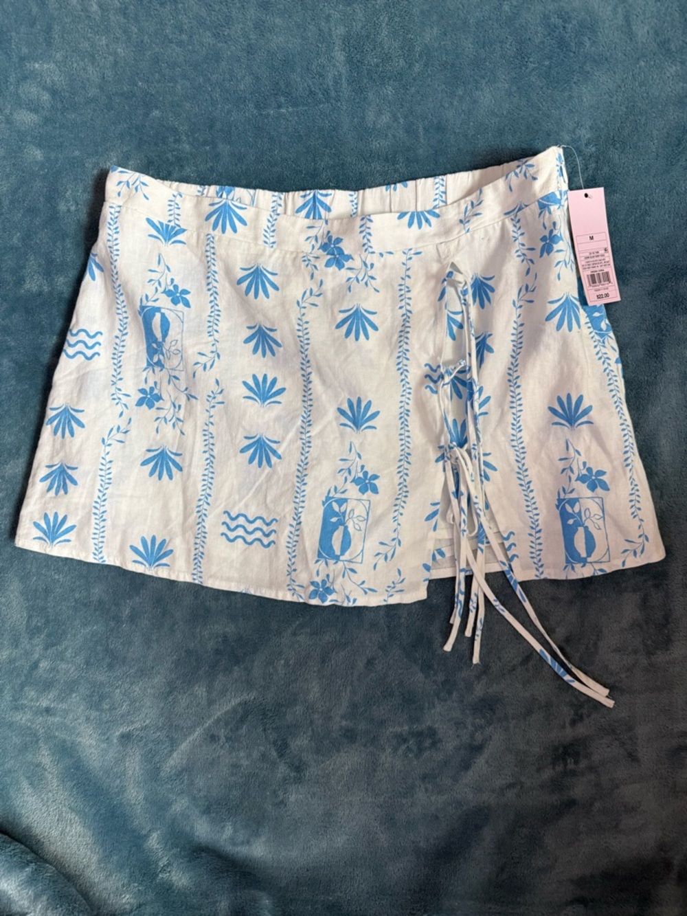 Wild Fable White & Light Blue Floral Lace-Up skort
